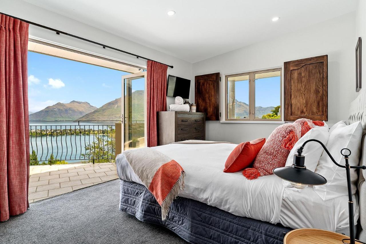 The Star Of Queenstown Hill Bagian luar foto